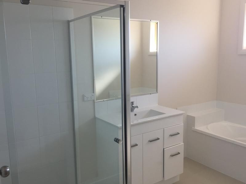 14A Barber Street, Kootingal NSW 2352