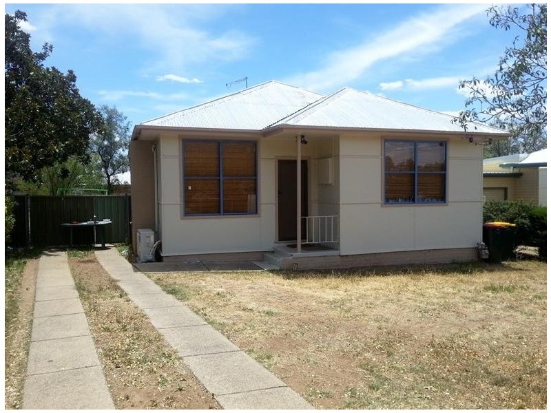 6 Mills Street, Tamworth NSW 2340