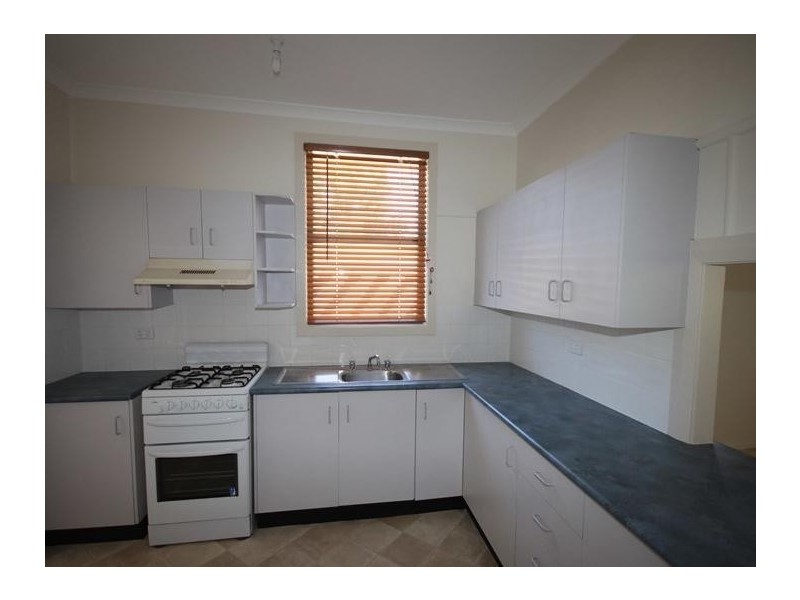 6 Mills Street, Tamworth NSW 2340
