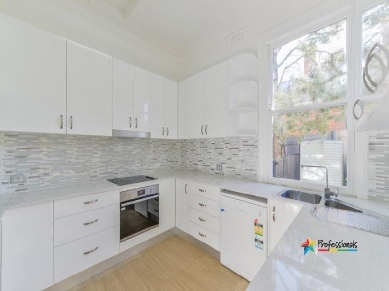 98 Napier Street, Tamworth NSW 2340