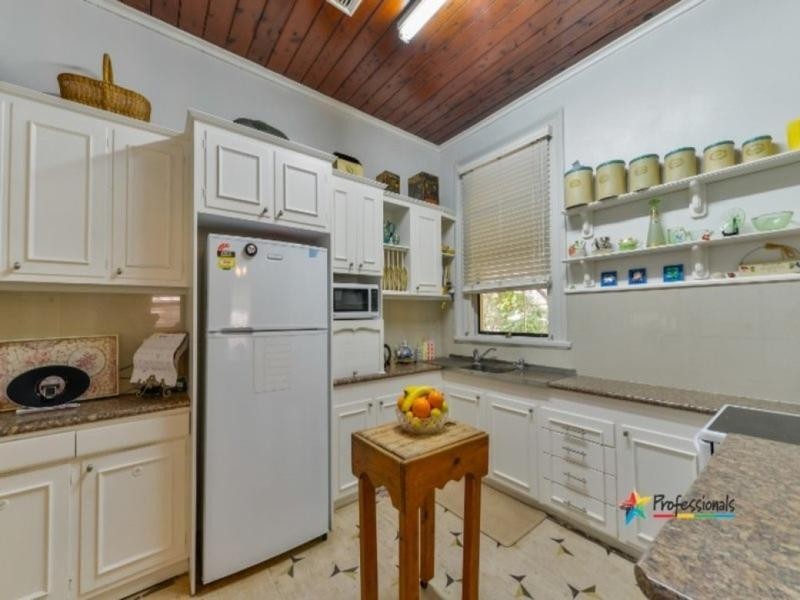 33 Nowland Avenue, Quirindi NSW 2343