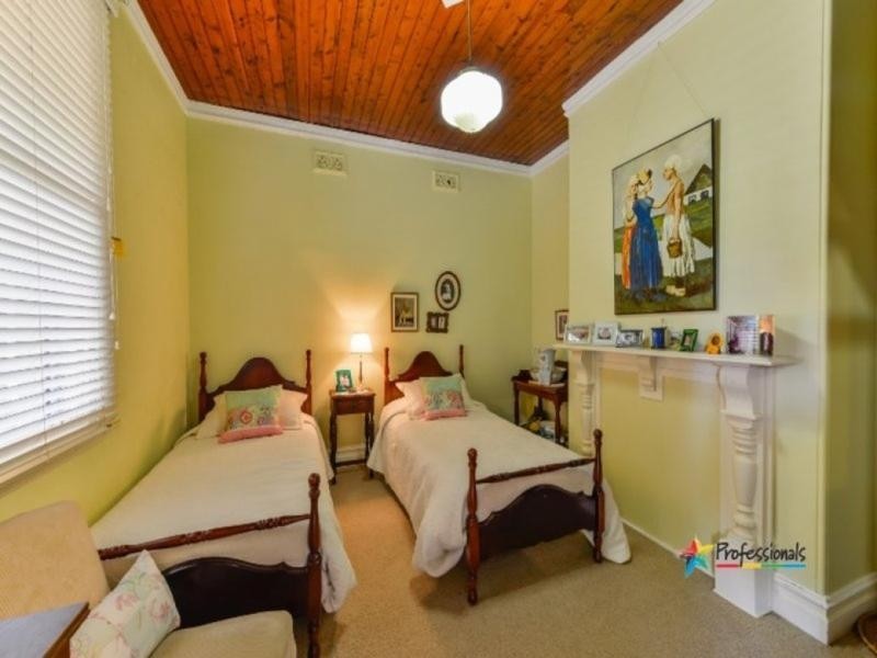 33 Nowland Avenue, Quirindi NSW 2343