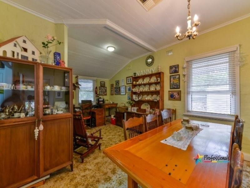 33 Nowland Avenue, Quirindi NSW 2343