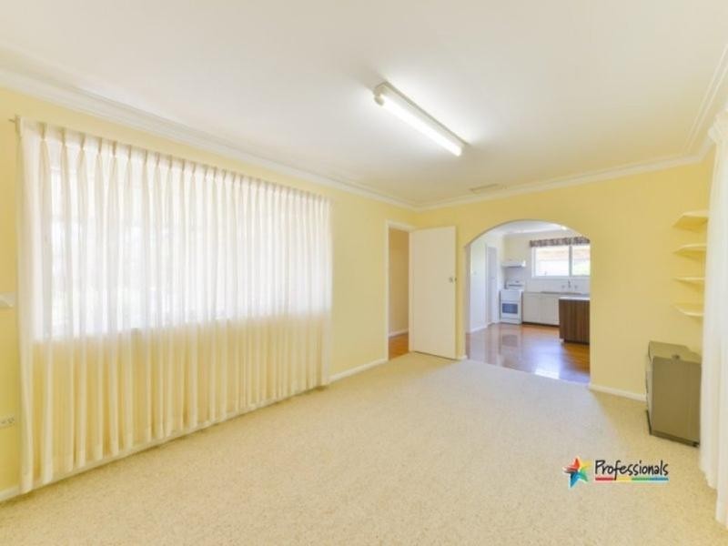 15 Karloo Street, Tamworth NSW 2340