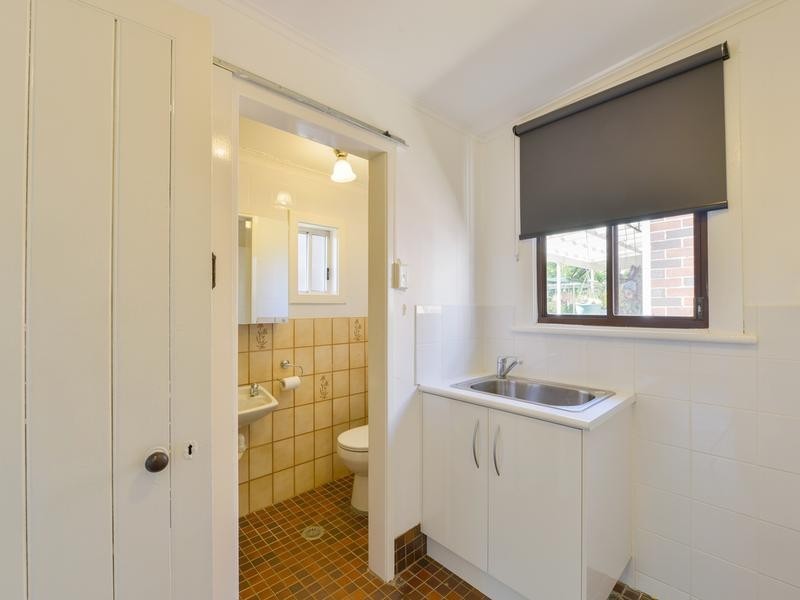 36 White Street, Tamworth NSW 2340