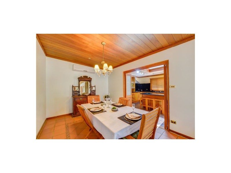 10 Golf Street, Tamworth NSW 2340