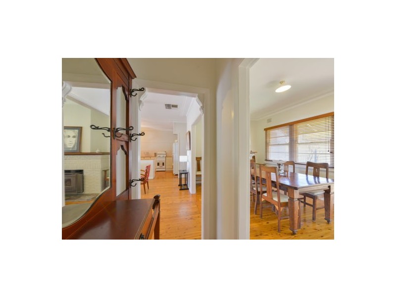 109 Rawson Avenue, Tamworth NSW 2340