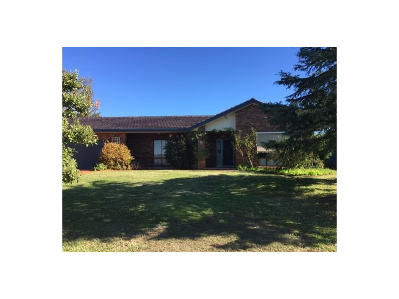 40 Amaroo Road, Tamworth NSW 2340