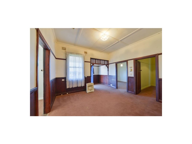73 Mathews Street, Tamworth NSW 2340