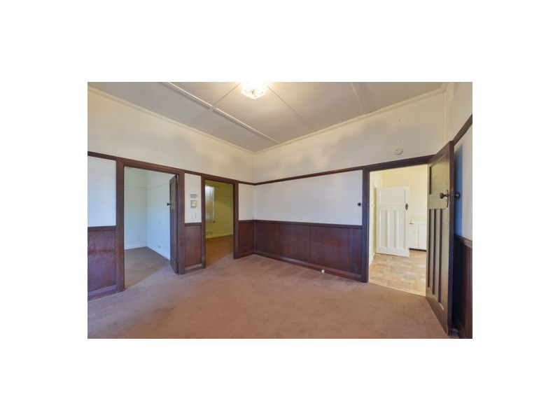 73 Mathews Street, Tamworth NSW 2340