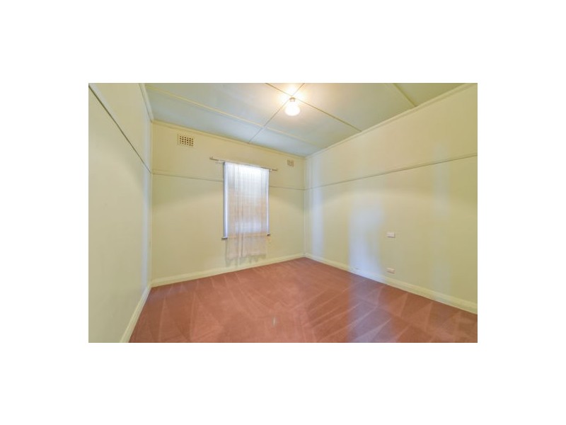 73 Mathews Street, Tamworth NSW 2340