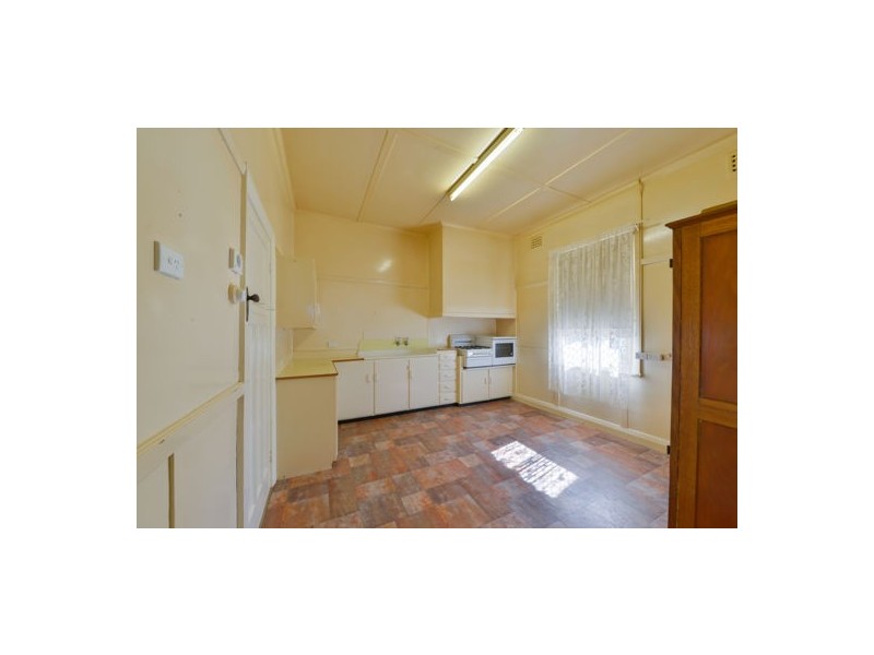 73 Mathews Street, Tamworth NSW 2340