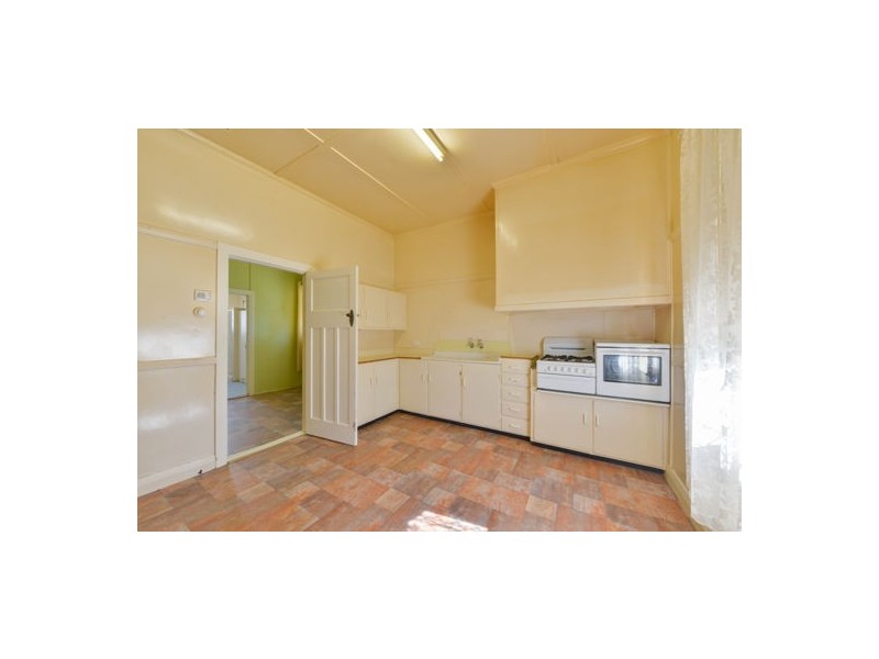 73 Mathews Street, Tamworth NSW 2340