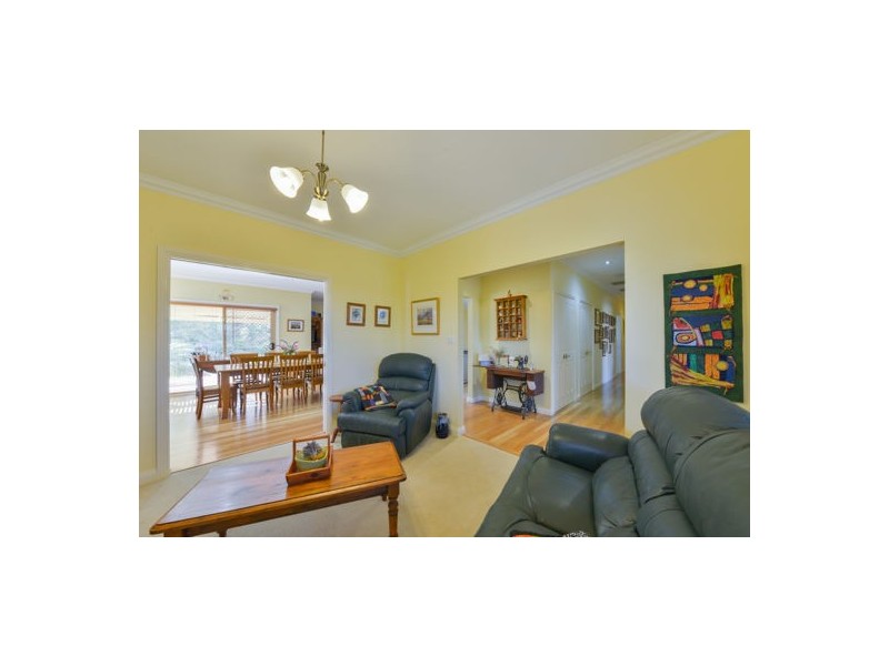 12 Daintree Circuit, Tamworth NSW 2340