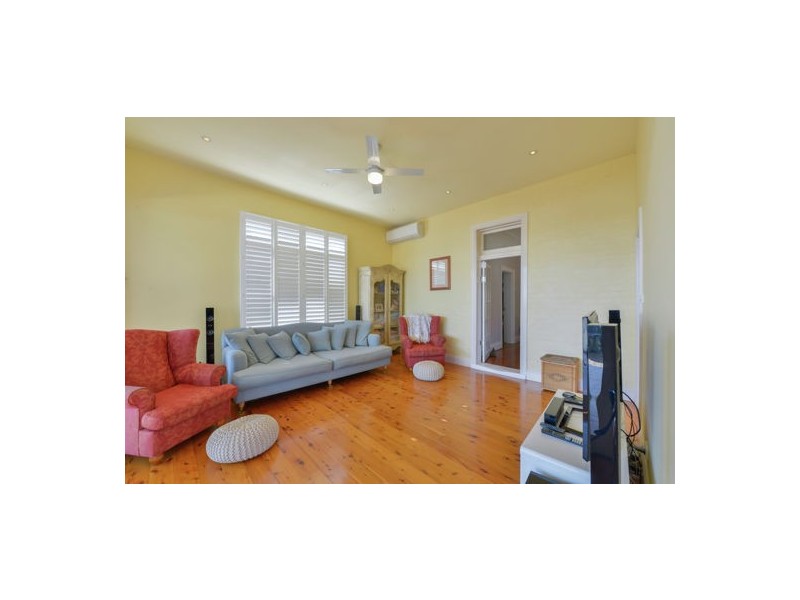 4 Martin Street, Tamworth NSW 2340