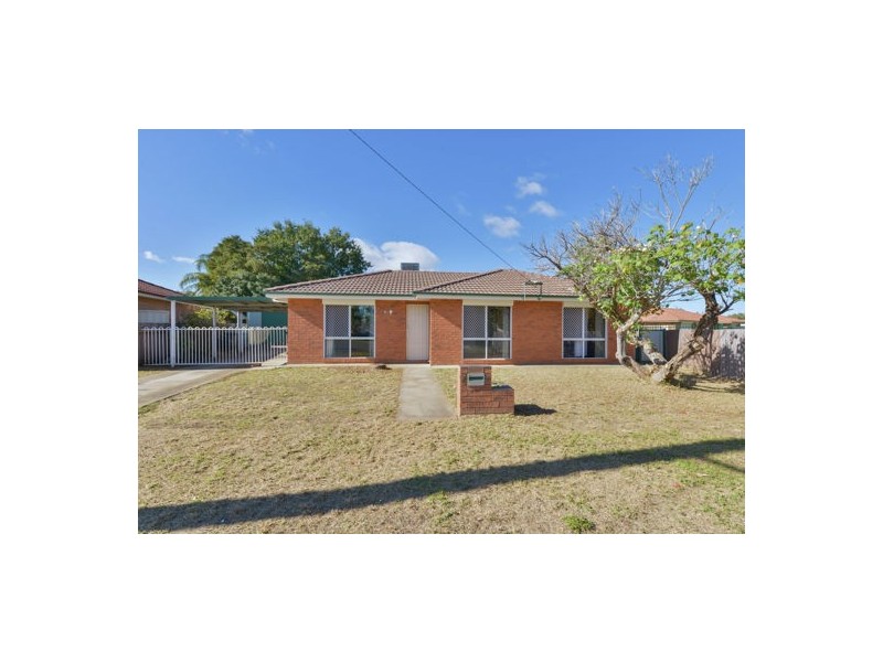 4 Hamilton Court, Tamworth NSW 2340