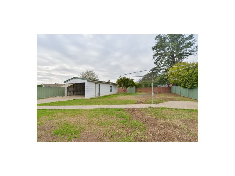 5 Murrawai Street, Tamworth NSW 2340