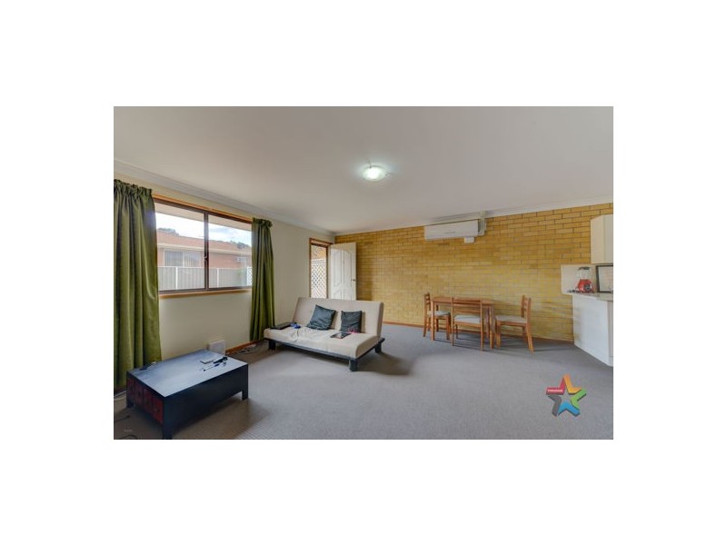 2/6 Barton Lane, Tamworth NSW 2340