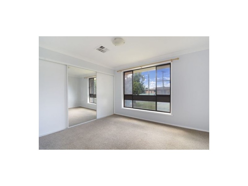 6 Fisher Road, Tamworth NSW 2340