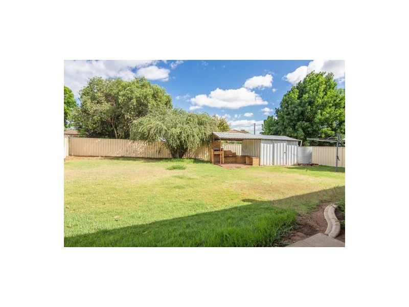 6 Fisher Road, Tamworth NSW 2340