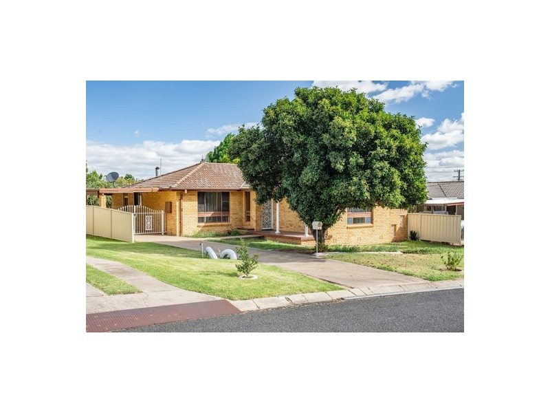 6 Fisher Road, Tamworth NSW 2340