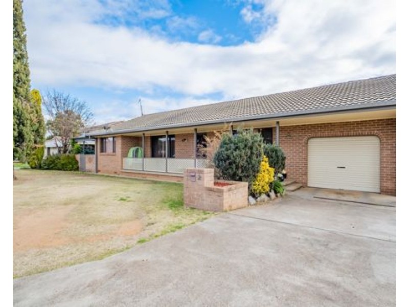 2 Kuloomba Street, Tamworth NSW 2340