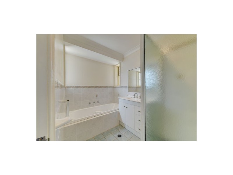 2/45 Peregrine Avenue, Tamworth NSW 2340