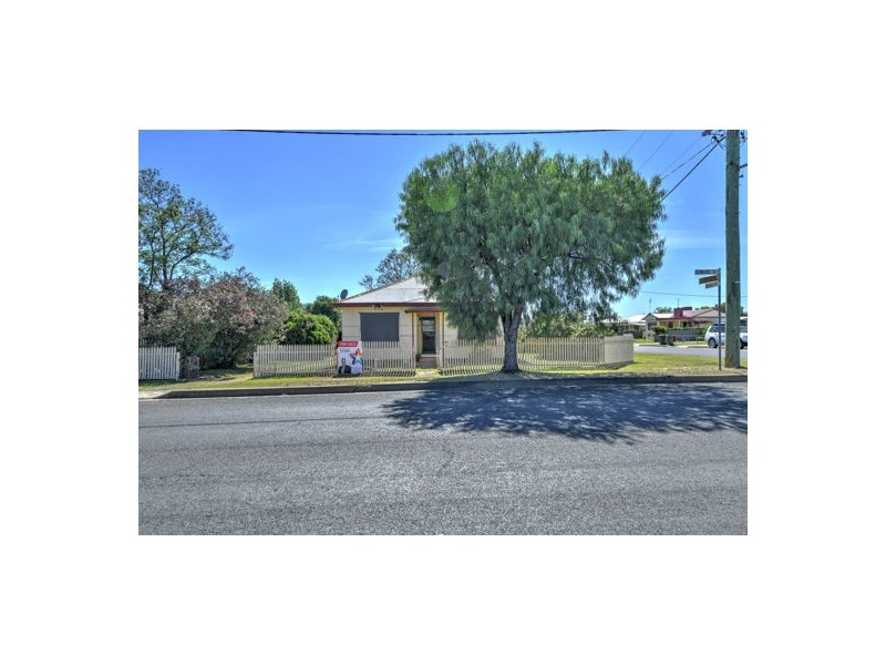 13 Edward Street, Tamworth NSW 2340