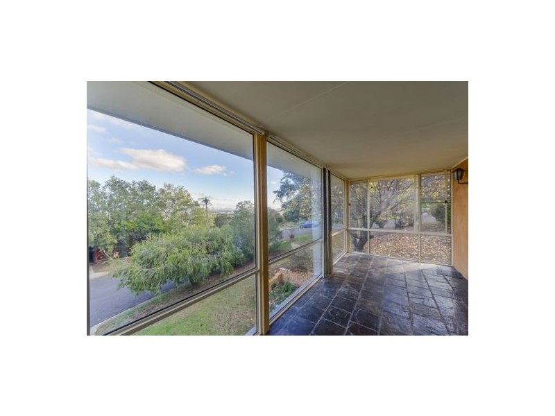 2 Dekalb Street, Tamworth NSW 2340