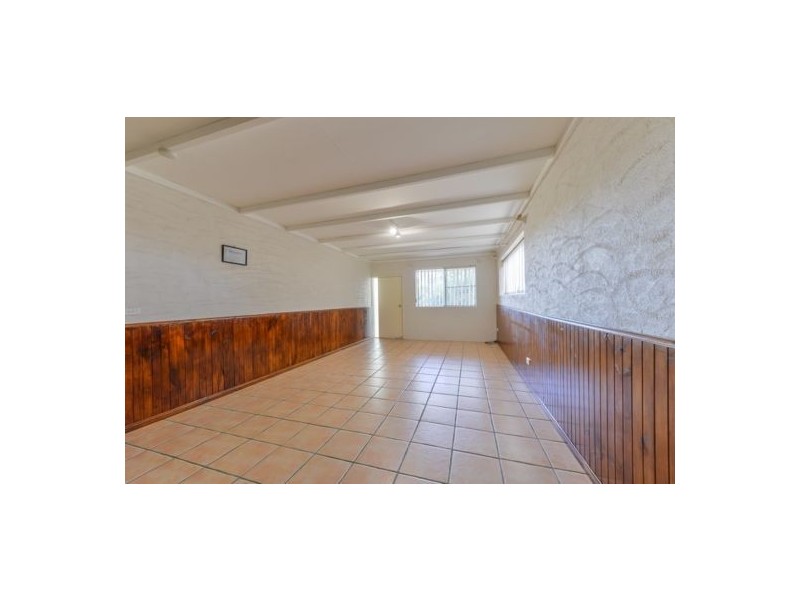 2 Dekalb Street, Tamworth NSW 2340