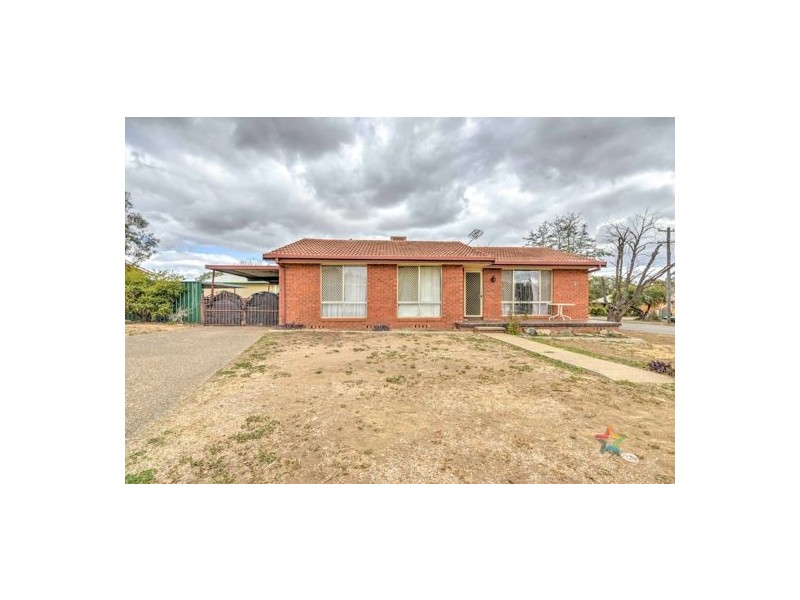 58 MacGregor St, Tamworth NSW 2340