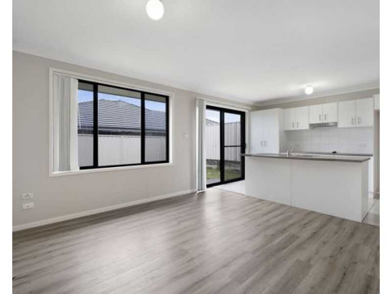 1/10 Falcon Drive, Tamworth NSW 2340