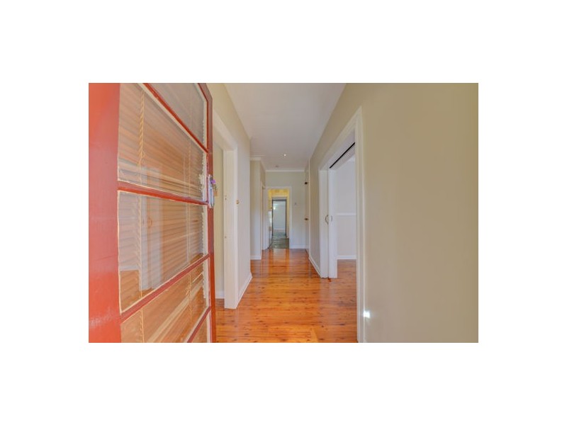 197 Carthage Street, Tamworth NSW 2340