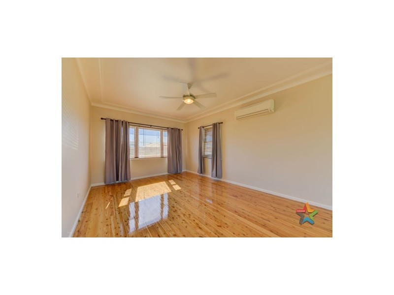 11 Bell St, Tamworth NSW 2340