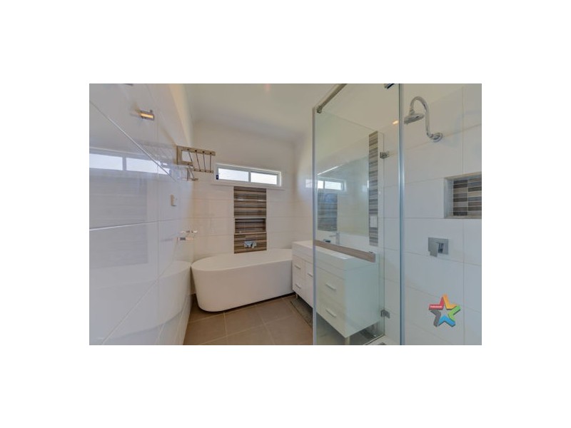 11 Bell St, Tamworth NSW 2340