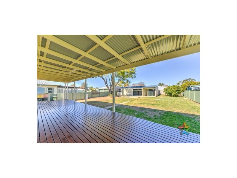 11 Bell St, Tamworth NSW 2340