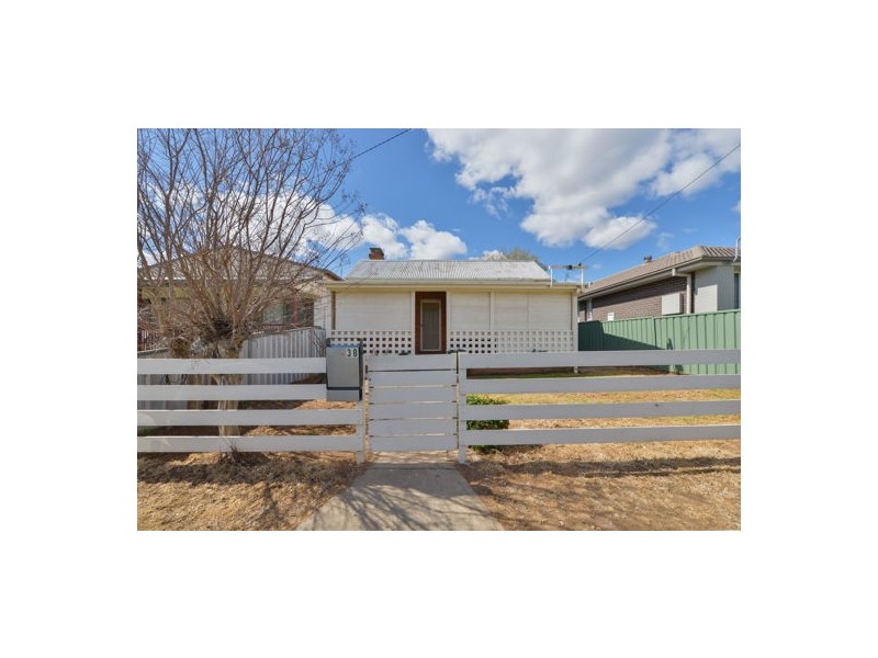38 Rawson Avenue, Tamworth NSW 2340