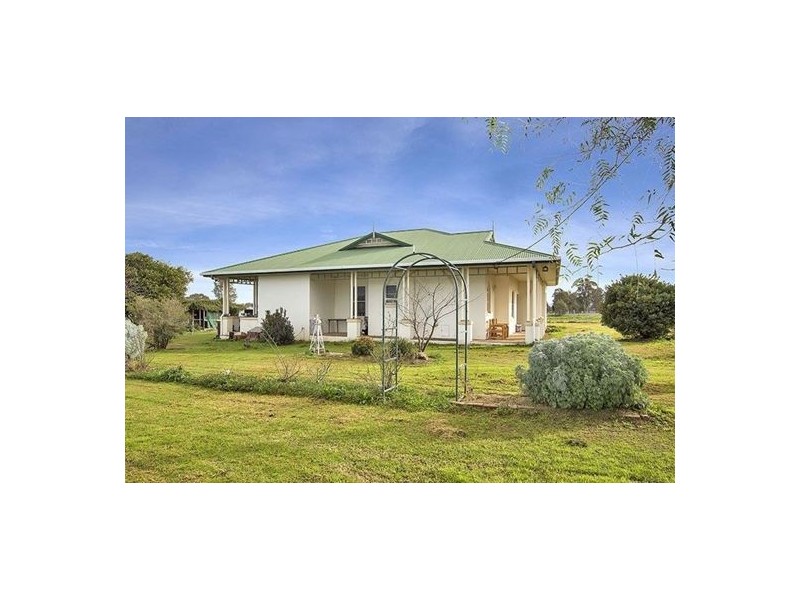 1371 Manilla Road, Tamworth NSW 2340