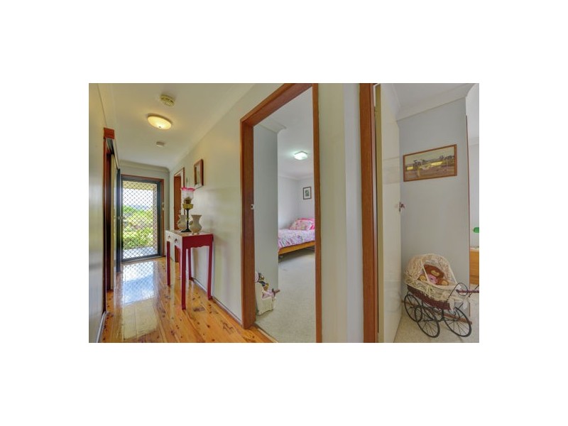 37 Harrier Parade, Tamworth NSW 2340