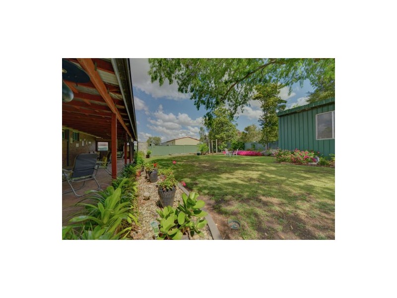 37 Harrier Parade, Tamworth NSW 2340