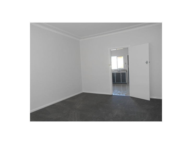 2/81 Rawson Avenue, Tamworth NSW 2340