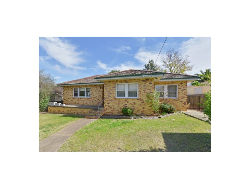 32 Murray Street, Tamworth NSW 2340