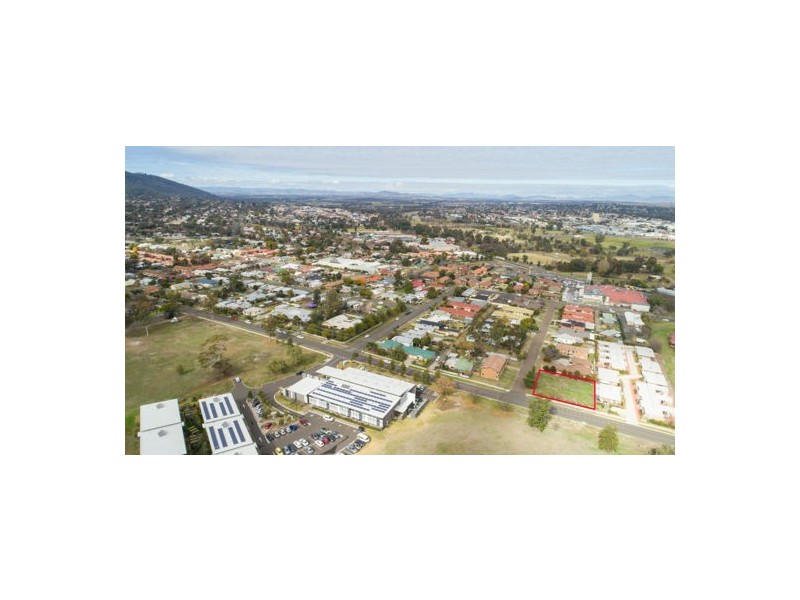 93 Johnston Street, Tamworth NSW 2340