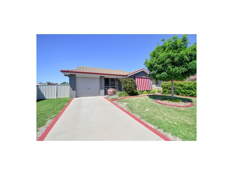 22 Banks Street, Tamworth NSW 2340