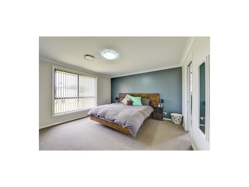 77 Mitchell Street, Tamworth NSW 2340