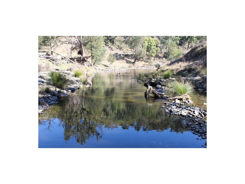 ‘Mandalay’ 2452 Limbri-Weabonga Road, Weabonga NSW 2340