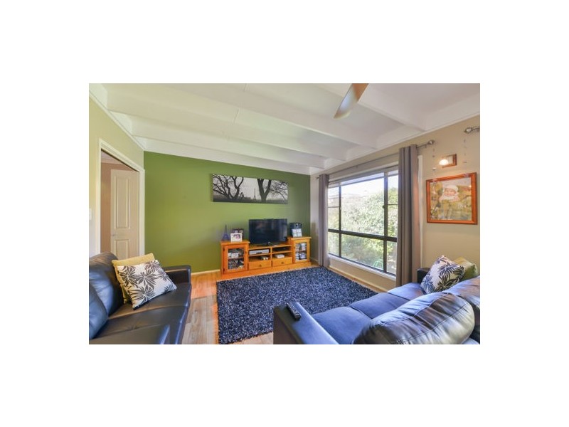 8 Amaroo Road, Tamworth NSW 2340