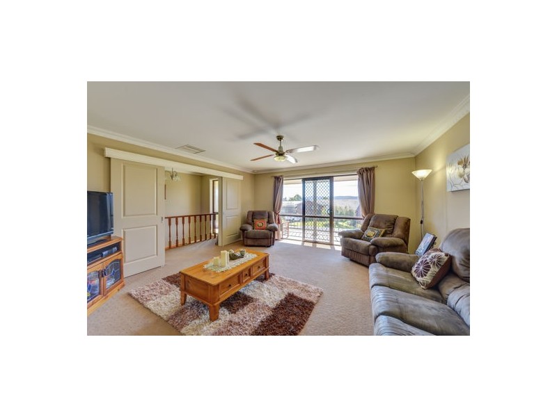 8 Amaroo Road, Tamworth NSW 2340