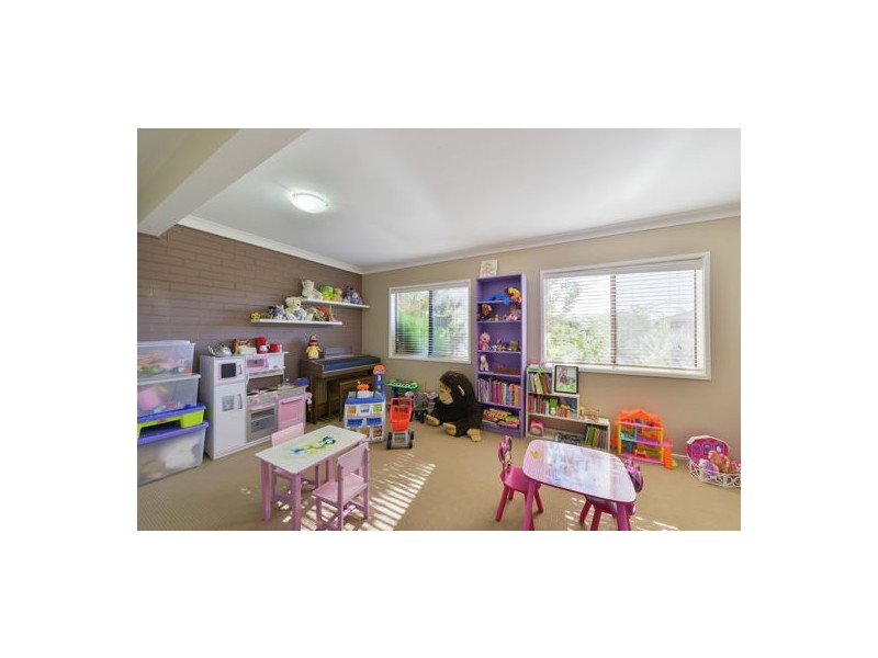 8 Amaroo Road, Tamworth NSW 2340