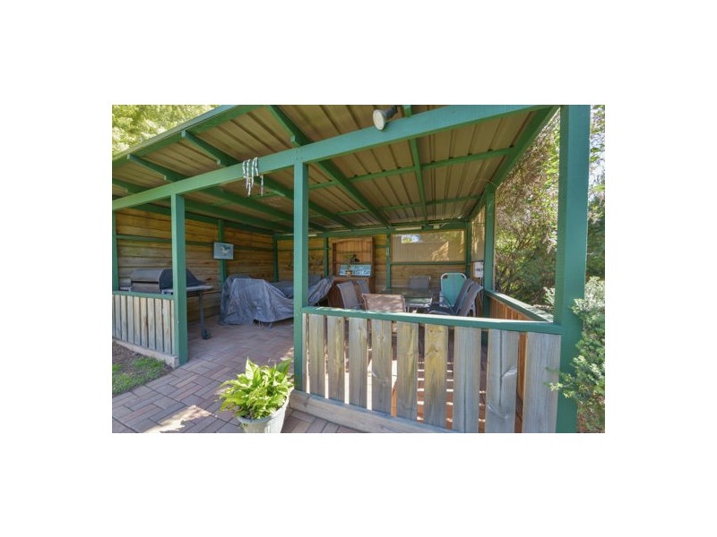 8 Amaroo Road, Tamworth NSW 2340